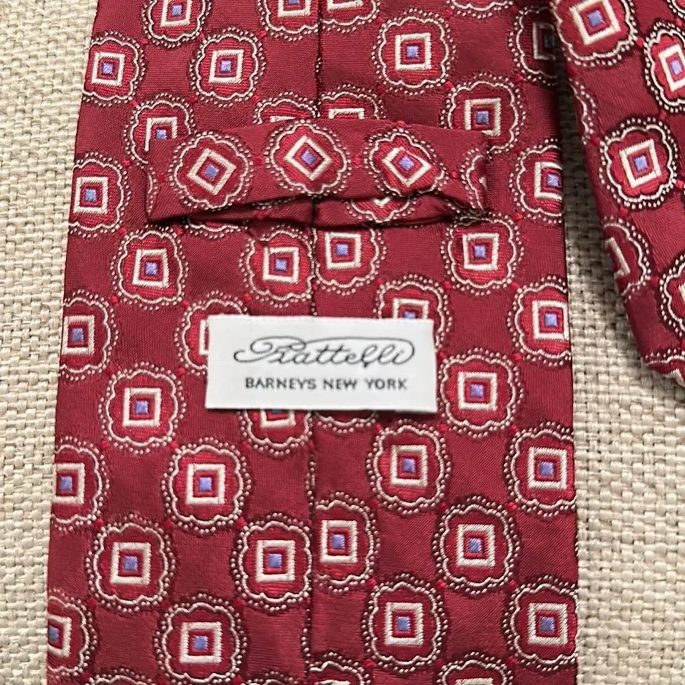 Vintage Barney’s New York Piattelli Mens Tie